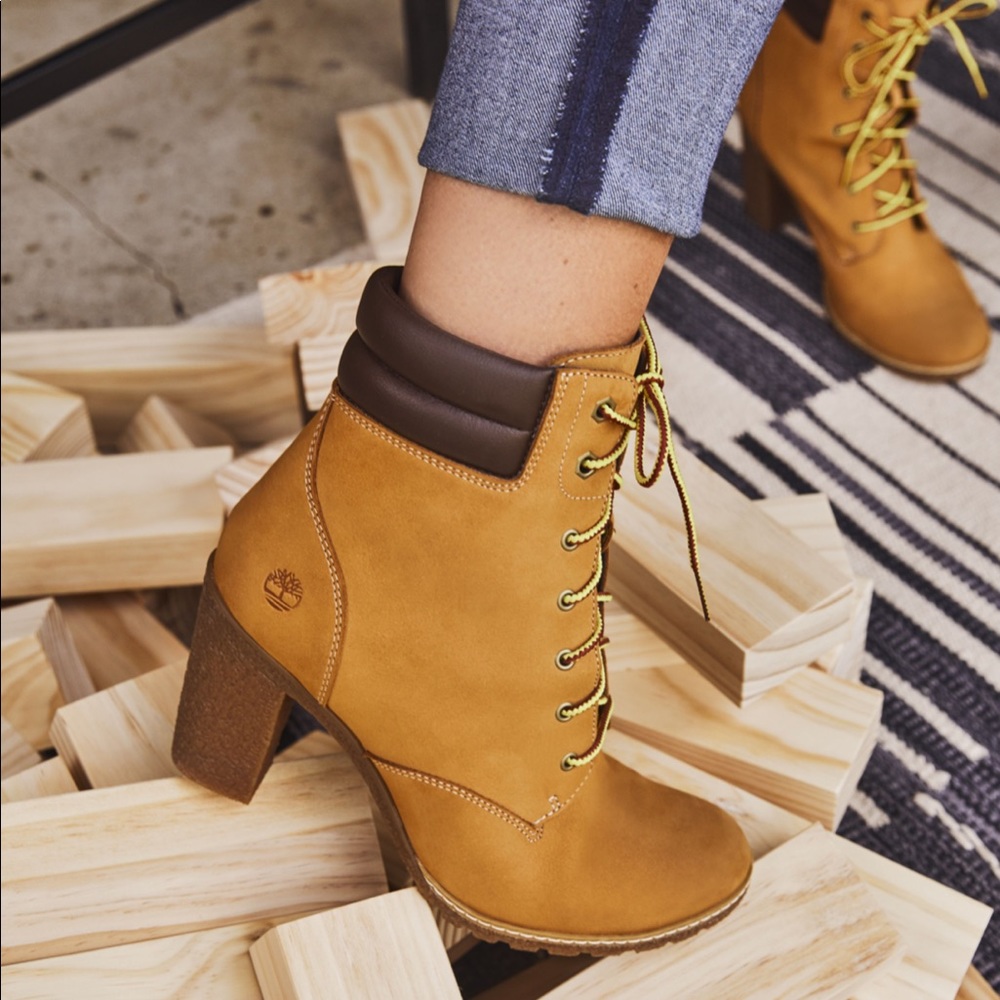 Timberland Tillston 6” bootie boots lace up boots 👢 wheat nubuck size 7.5 M